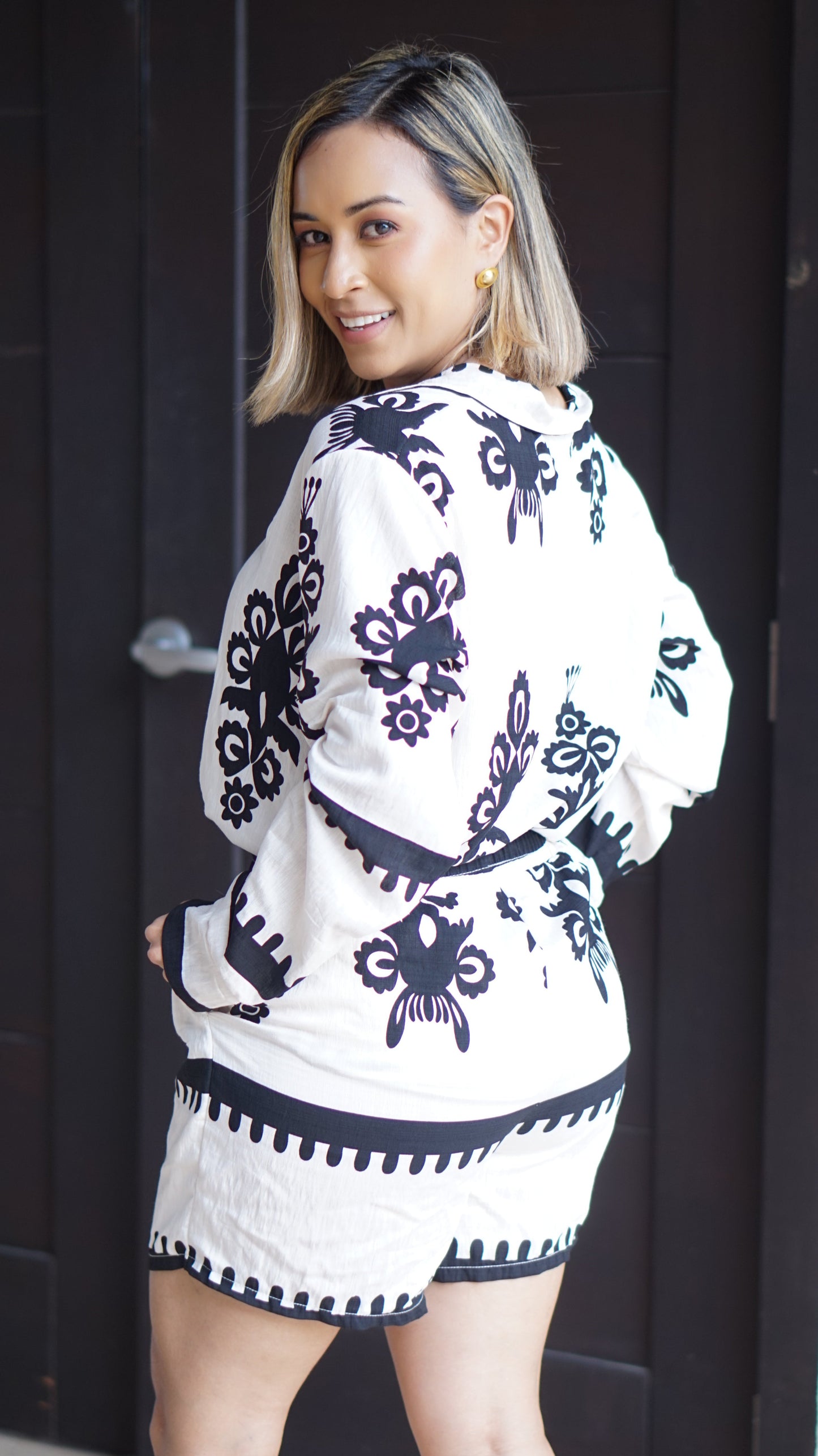 Short "Luna White"