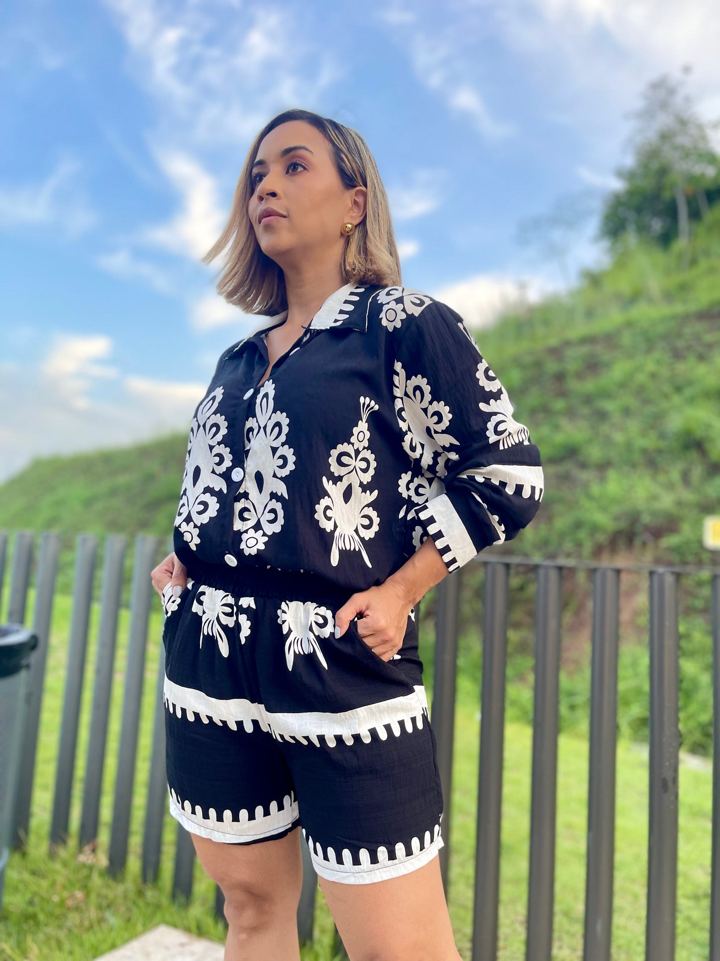 Short "Luna Black"